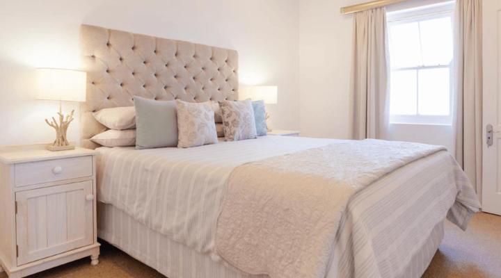 Russells on the Port