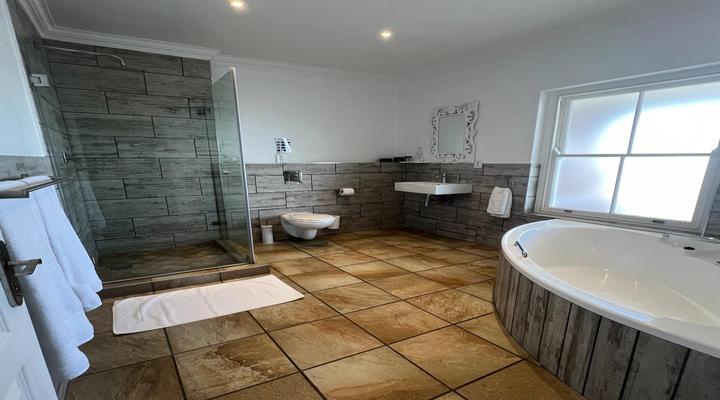 Russells on the Port