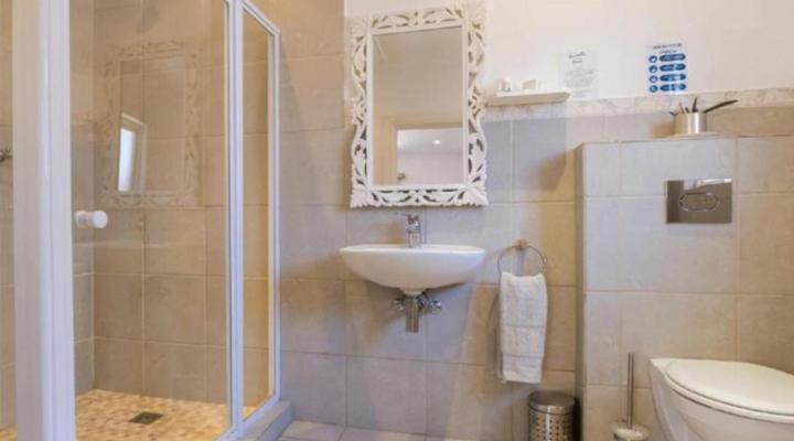 Russells on the Port