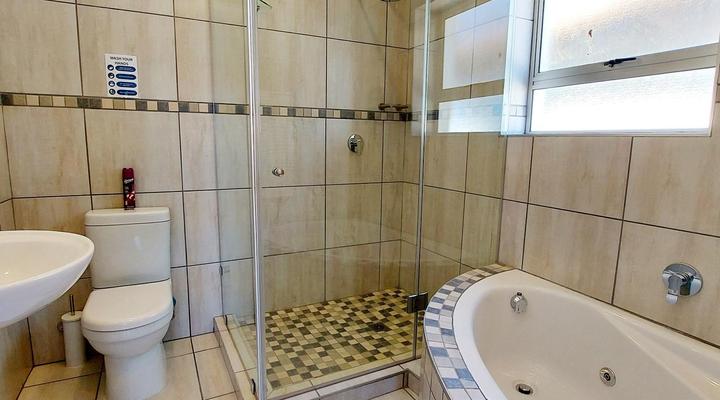 Russells on the Port