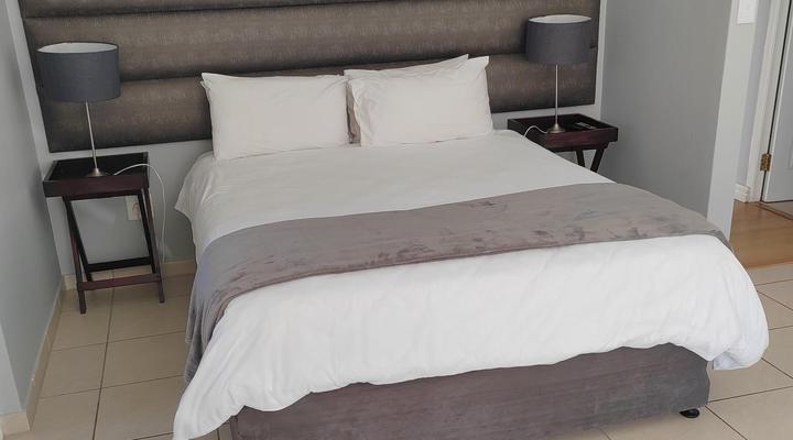 Russells on the Port