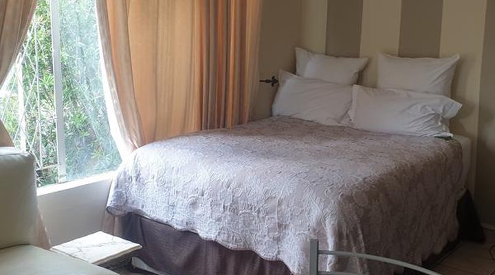 5th Avenue Guest House