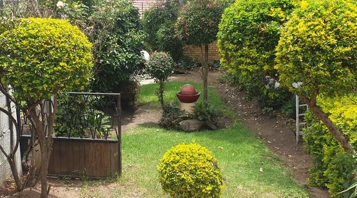 5th Avenue Guest House