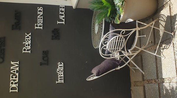 5th Avenue Guest House