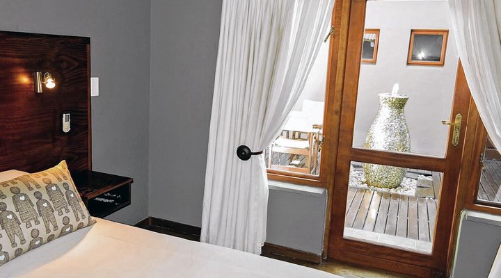 About Guest Lodge