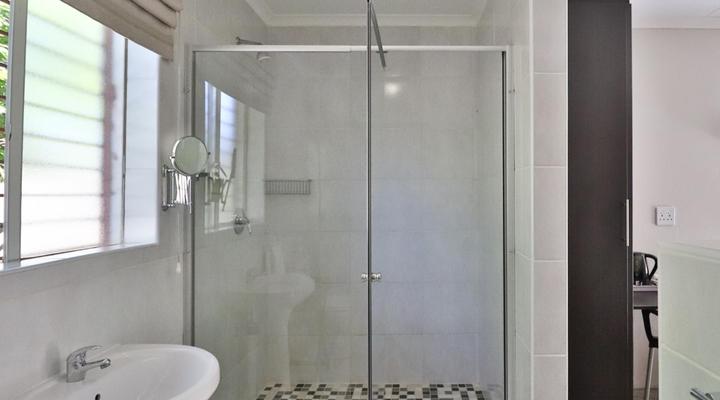 Fin and Feather Guest Lodge