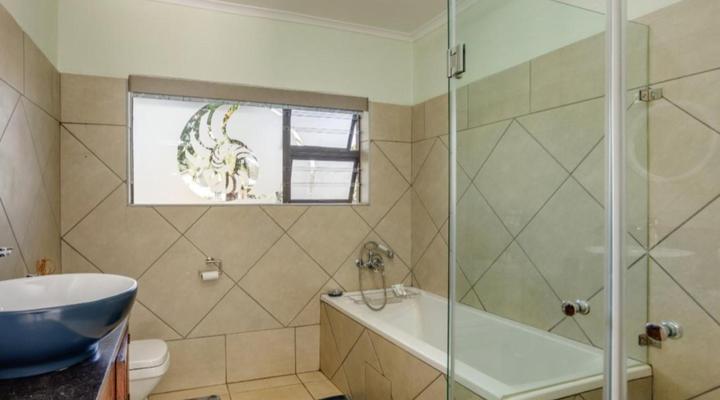 Jacobs Well Guest House