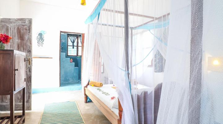 New Teddy's on the Beach