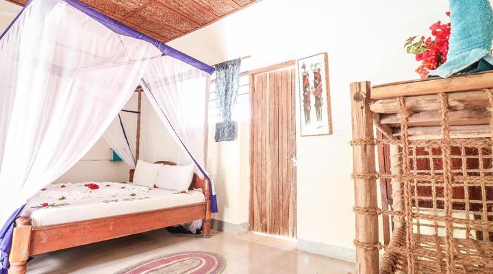 New Teddy's on the Beach