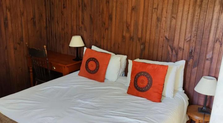 The Edge Mountain Retreat