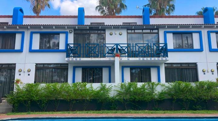 Elephant Springs Hotel & Apartments