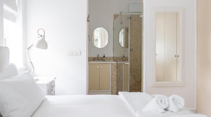 The Majestic Apartment