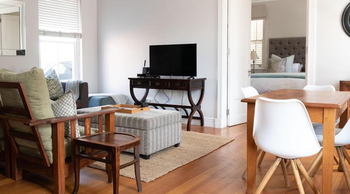 The Majestic Apartment