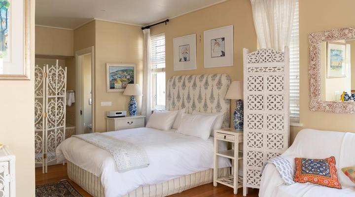 The Majestic Apartment