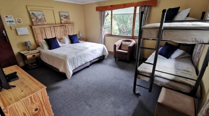 Tsitsikamma Backpackers