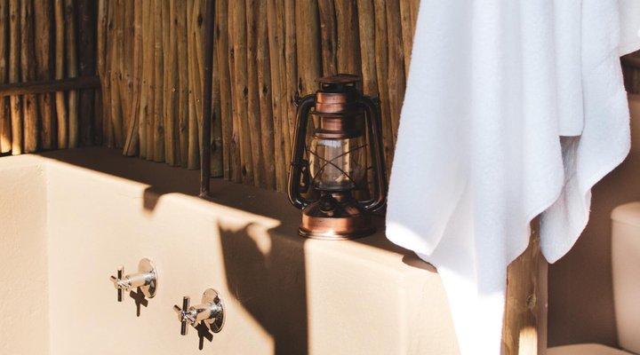 The Leadwood Safari Camp