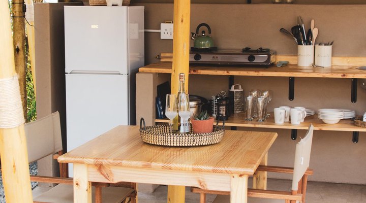 The Leadwood Safari Camp