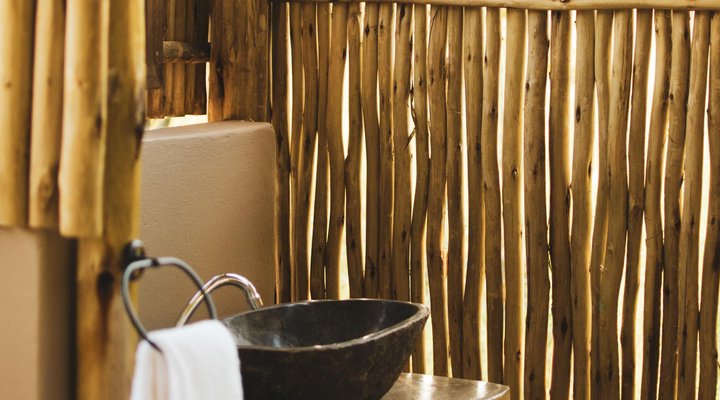 The Leadwood Safari Camp