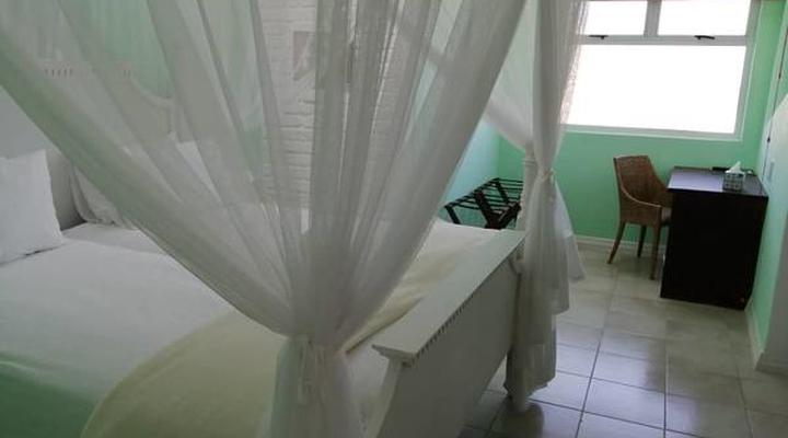 Villa Maji Bed & Breakfast