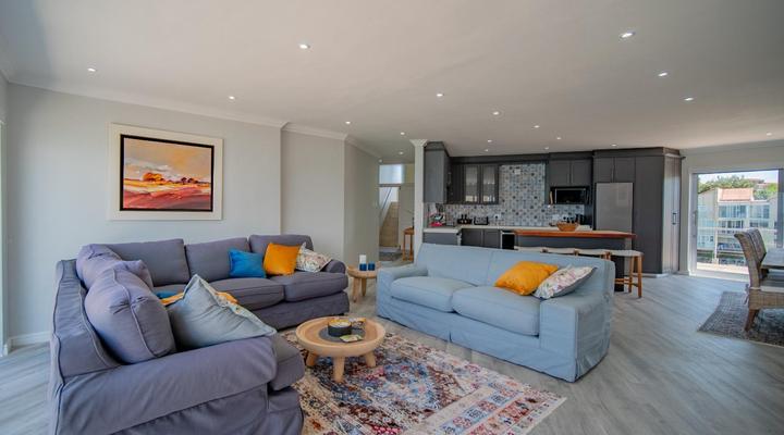 Port Island Apartments