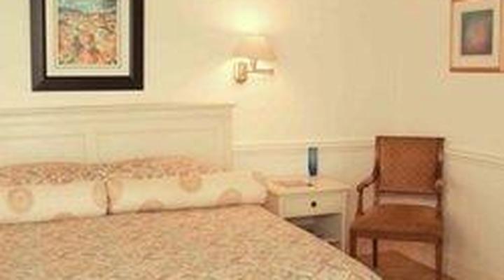 Riebeek Valley Hotel