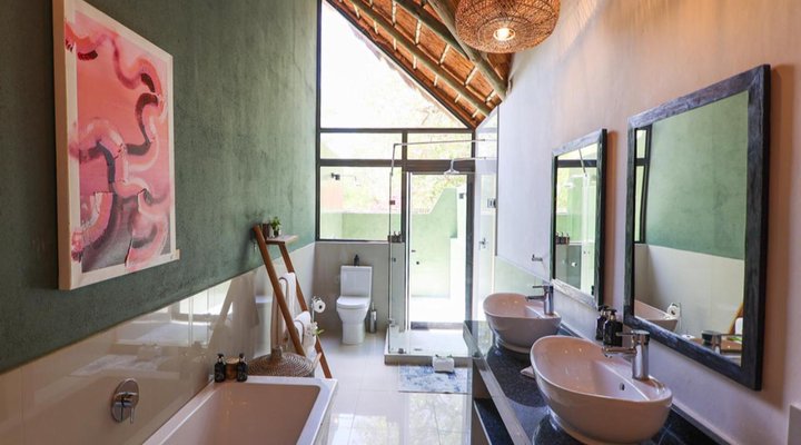 Kwenga Safari Lodge