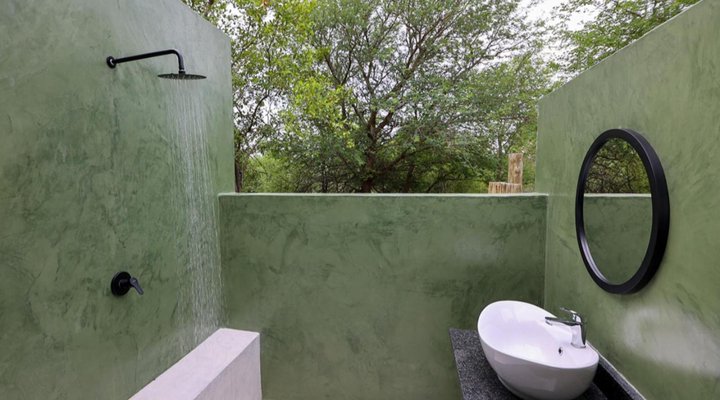 Kwenga Safari Lodge