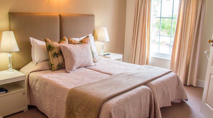 Milkwood Manor on Sea