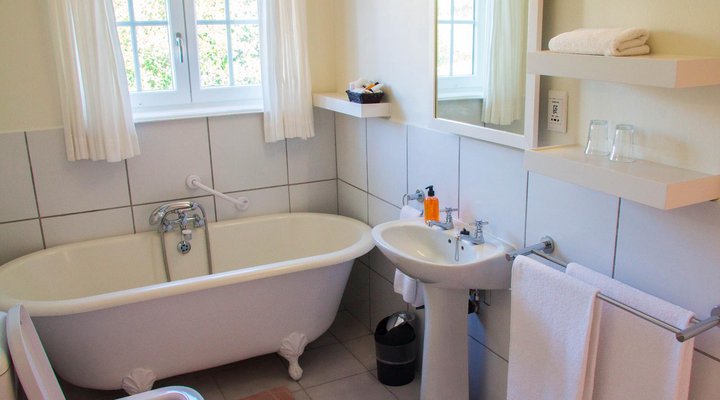 Milkwood Manor on Sea