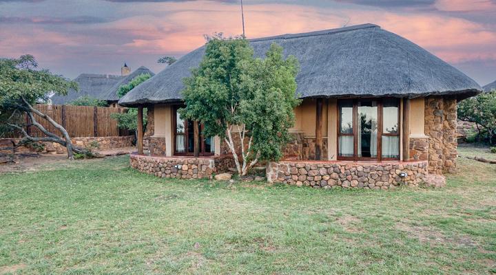 iHolidays - iBhubesi Lodge