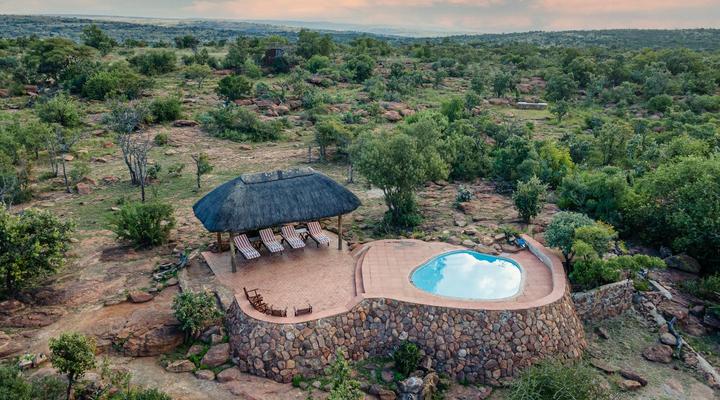 iHolidays - iBhubesi Lodge