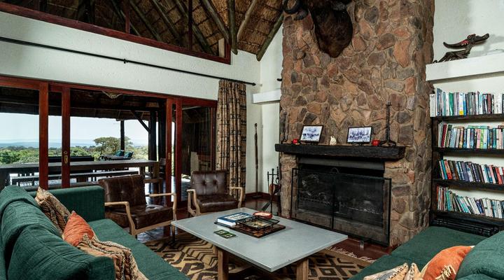 iHolidays - iBhubesi Lodge