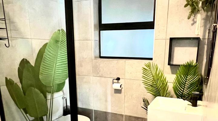 The Patio, 31 Millennial Arch