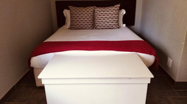 Into the Sunset Manor