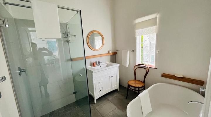 Nantes-Vue Guest House