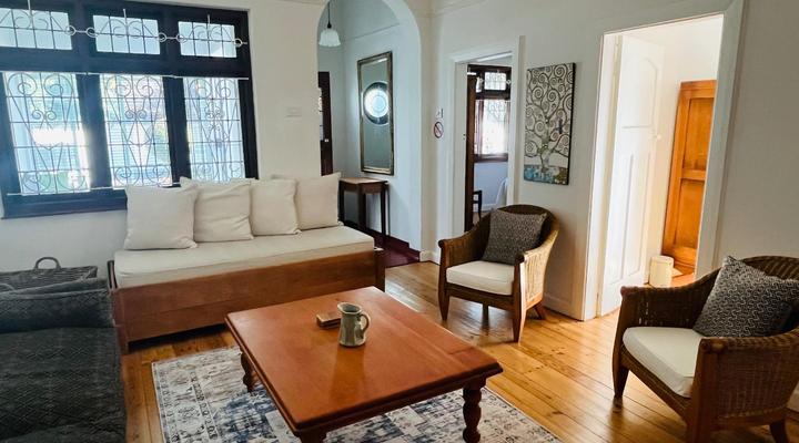 Nantes-Vue Guest House