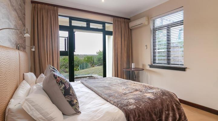 Villa On The 18th @ Pezula