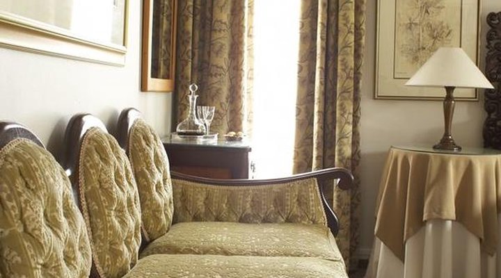 Leonora @ Welgemoed Manor