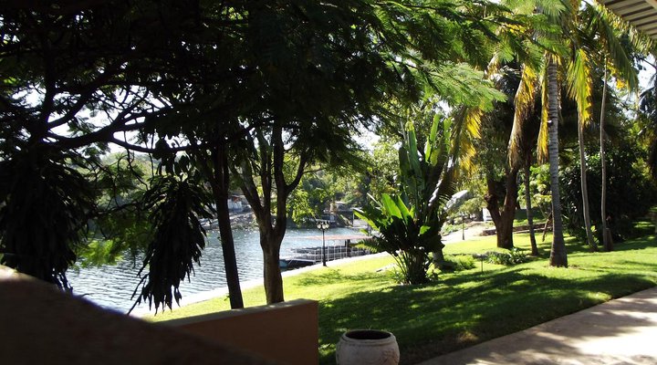 Lake Safari Lodge