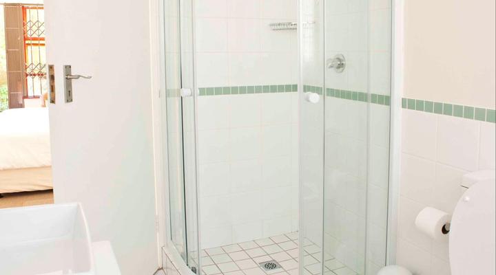 Pinoak Cottage Constantia