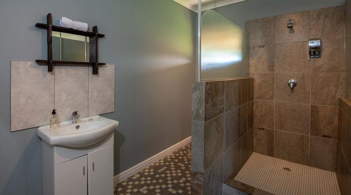 Tenikwa Family Suites