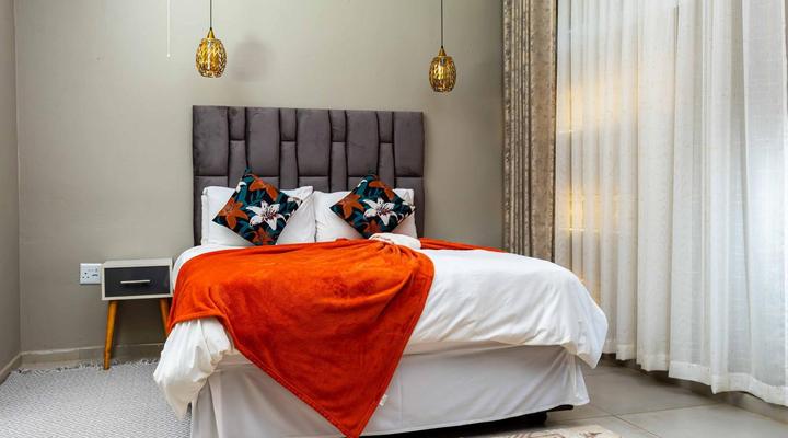 The Space Guest House - Mondlo