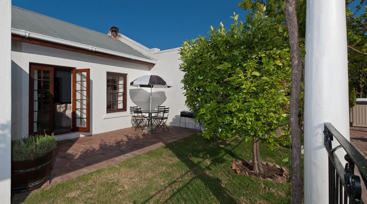 La Galiniere Guest Cottages