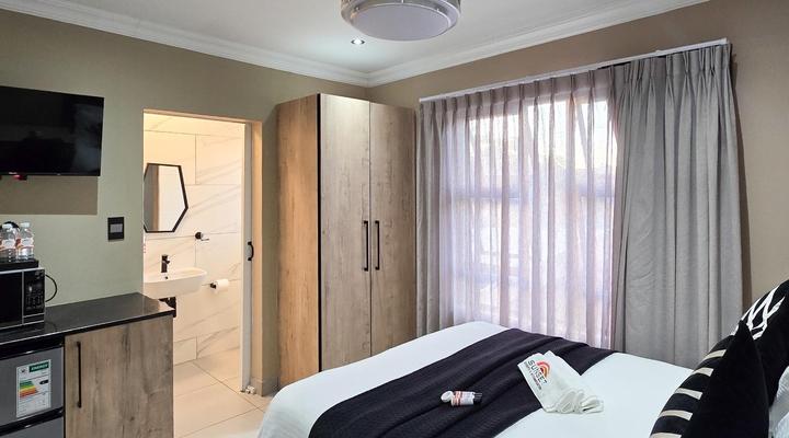 Sunset Events and Accommodation East London