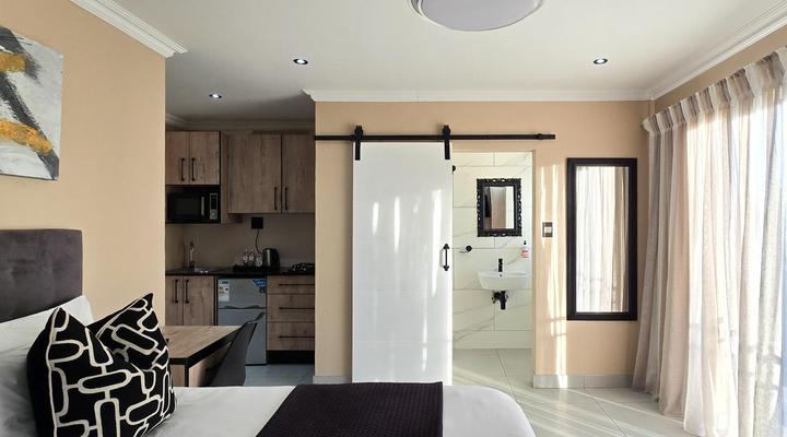 Sunset Events and Accommodation East London