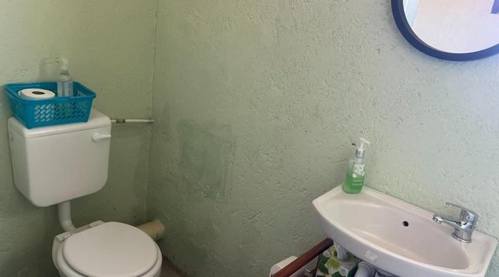 Green Elephant Cottages Uis