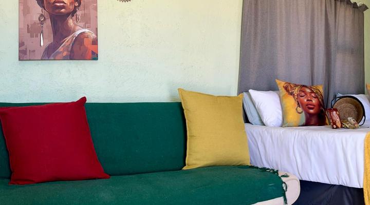 Green Elephant Cottages Uis