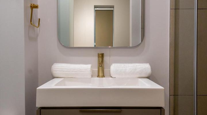 One Rosebank Executive Apartment Hotel