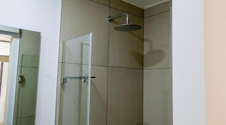 One Rosebank Executive Apartment Hotel