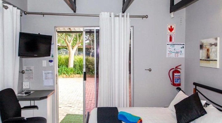 D’Urbanmist Guest House